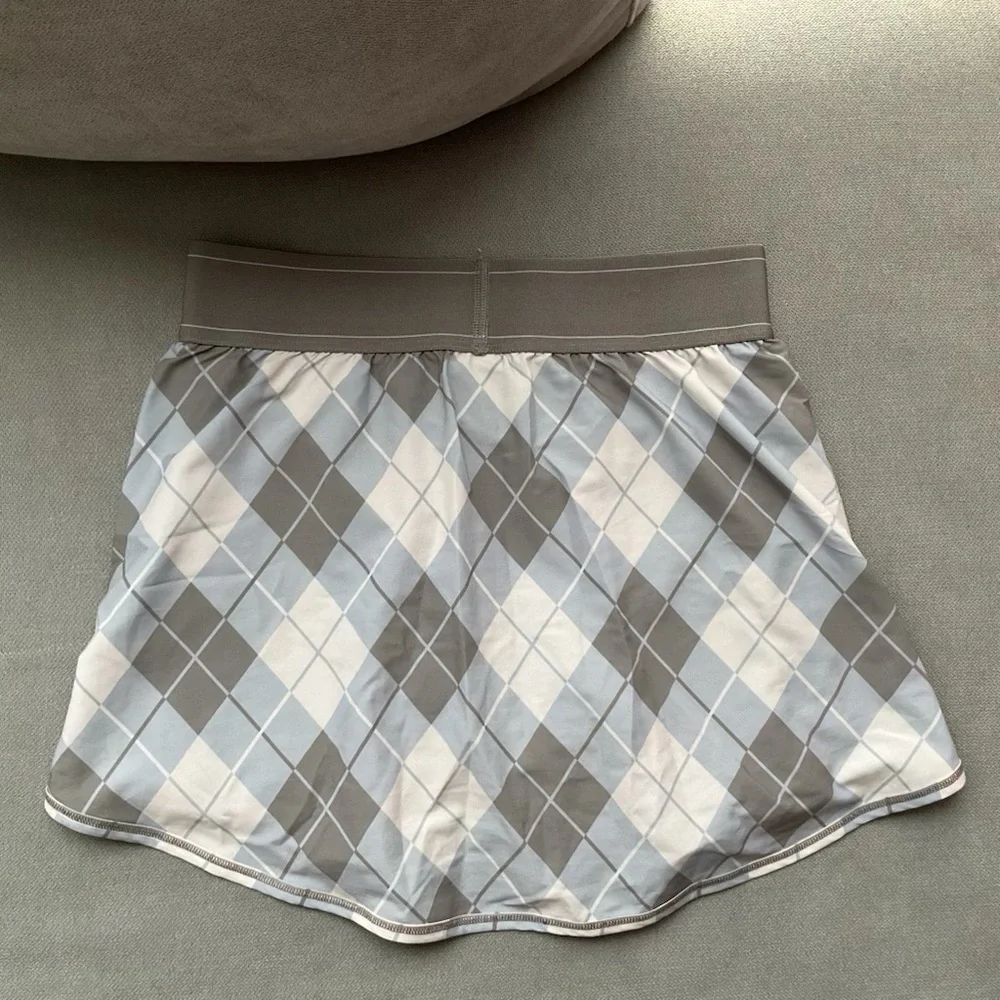 Alo Yoga Argyle Match Point Tennis Skirt Gravel/Titanium XXS